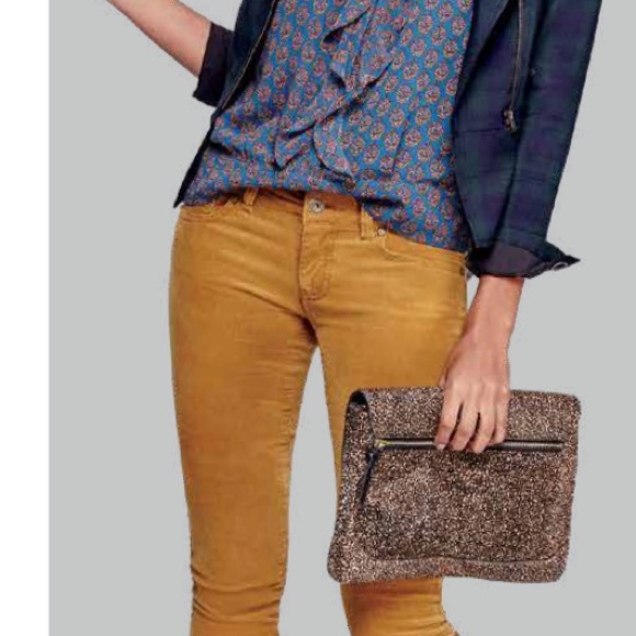 Fall 2016 Cabi Cami Medallion Reign Blouse; Stle#3275 - Picture 2 of 4